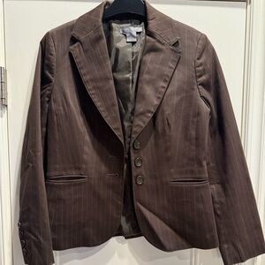 Ann Taylor women’s petite blazer size 4 3 button brown with stripes
